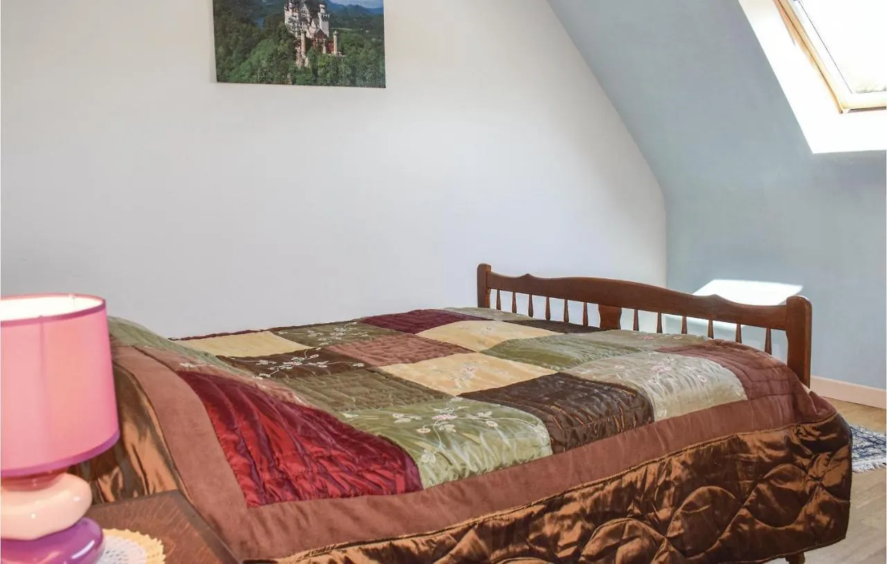 4 Bedroom Pet Friendly Home In Ploumilliau Kermeur France
